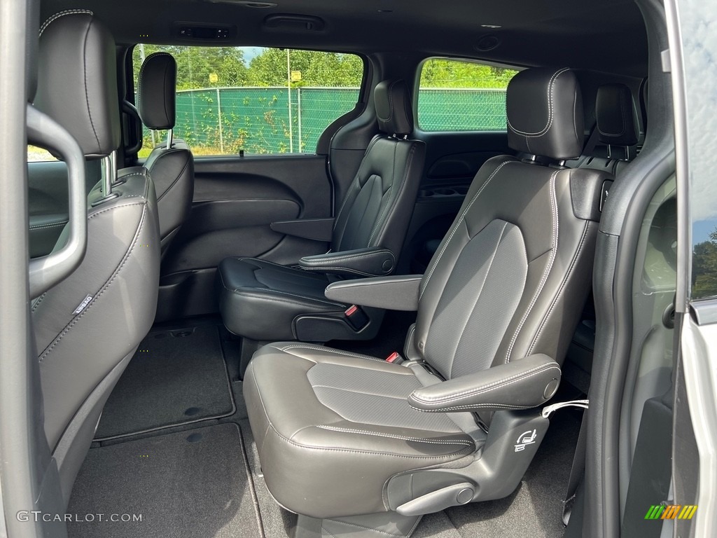 2023 Chrysler Pacifica Touring L S Appearance Package Rear Seat Photo #146448818
