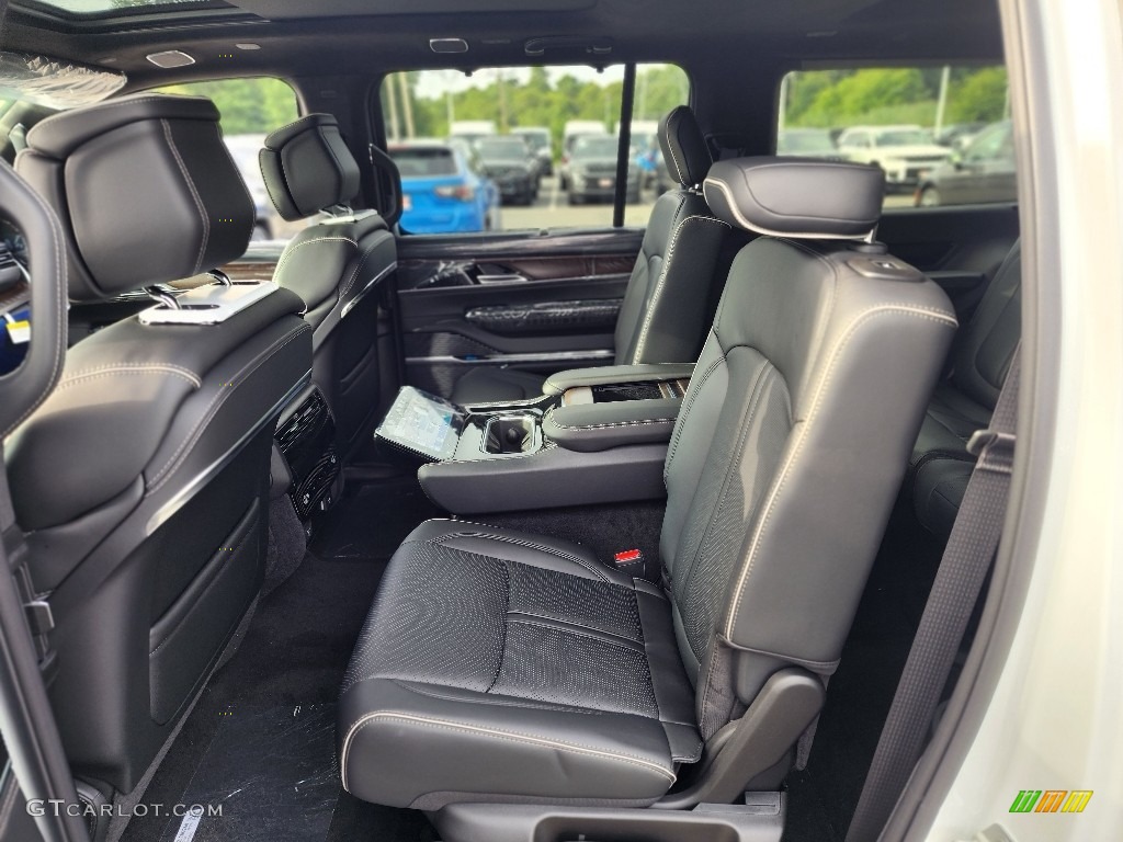 2023 Grand Wagoneer L Series II 4x4 - Bright White / Global Black photo #7