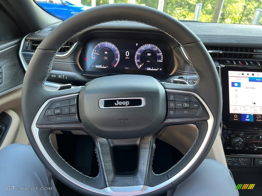 2023 Jeep Grand Cherokee Limited 4x4 Wicker Beige/Global Black Steering Wheel Photo #146449673