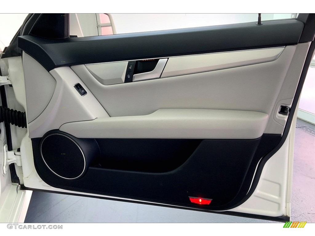 2012 C 250 Sport - Arctic White / Ash photo #26