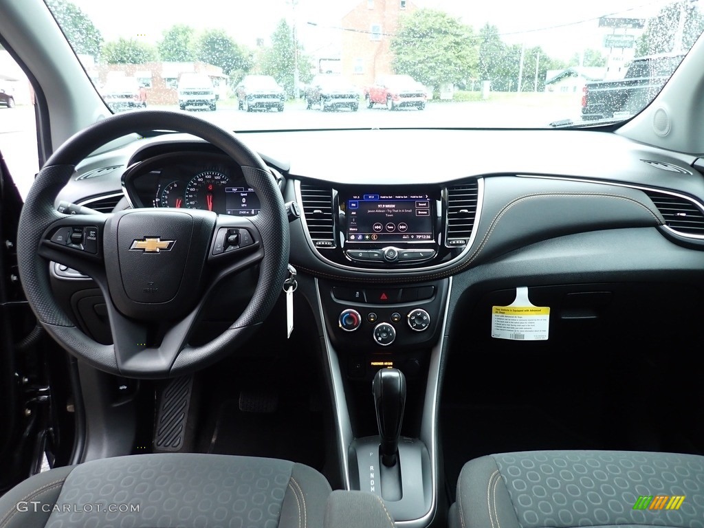2020 Trax LS AWD - Mosaic Black Metallic / Jet Black photo #13