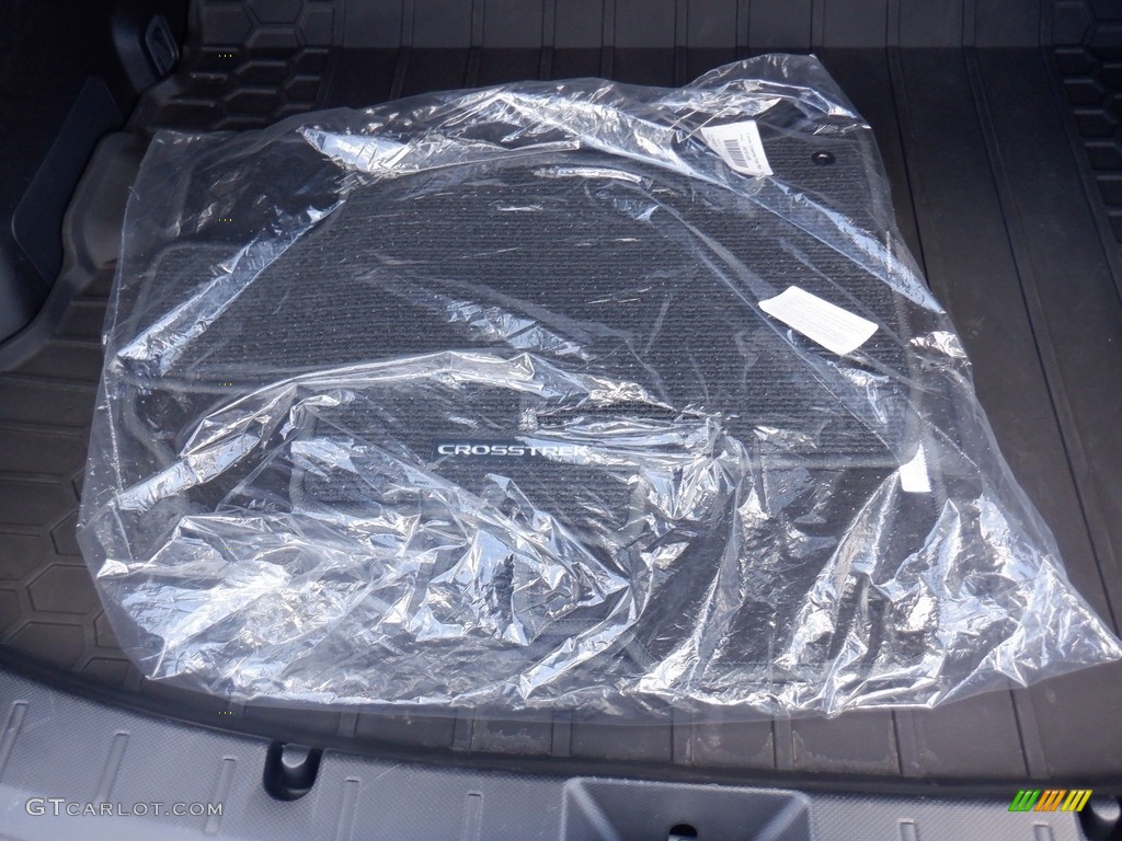 2021 Crosstrek Limited - Ice Silver Metallic / Black photo #30