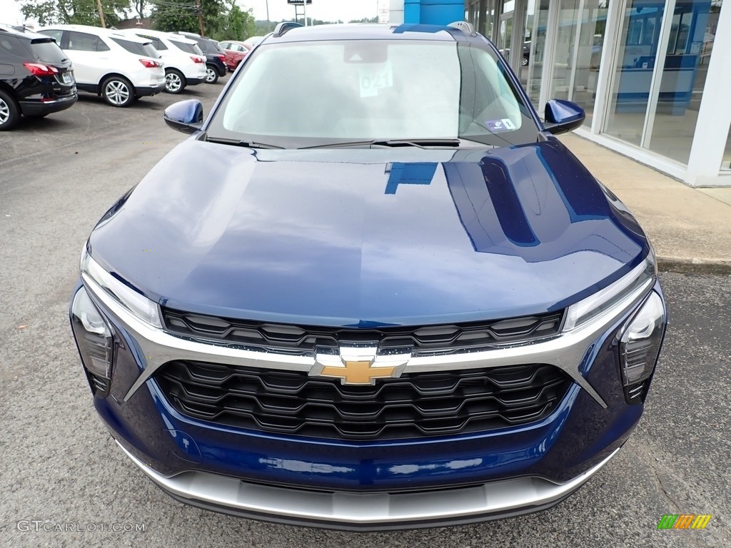 2024 Blue Glow Metallic Chevrolet Trax LT 146449193 Photo 9
