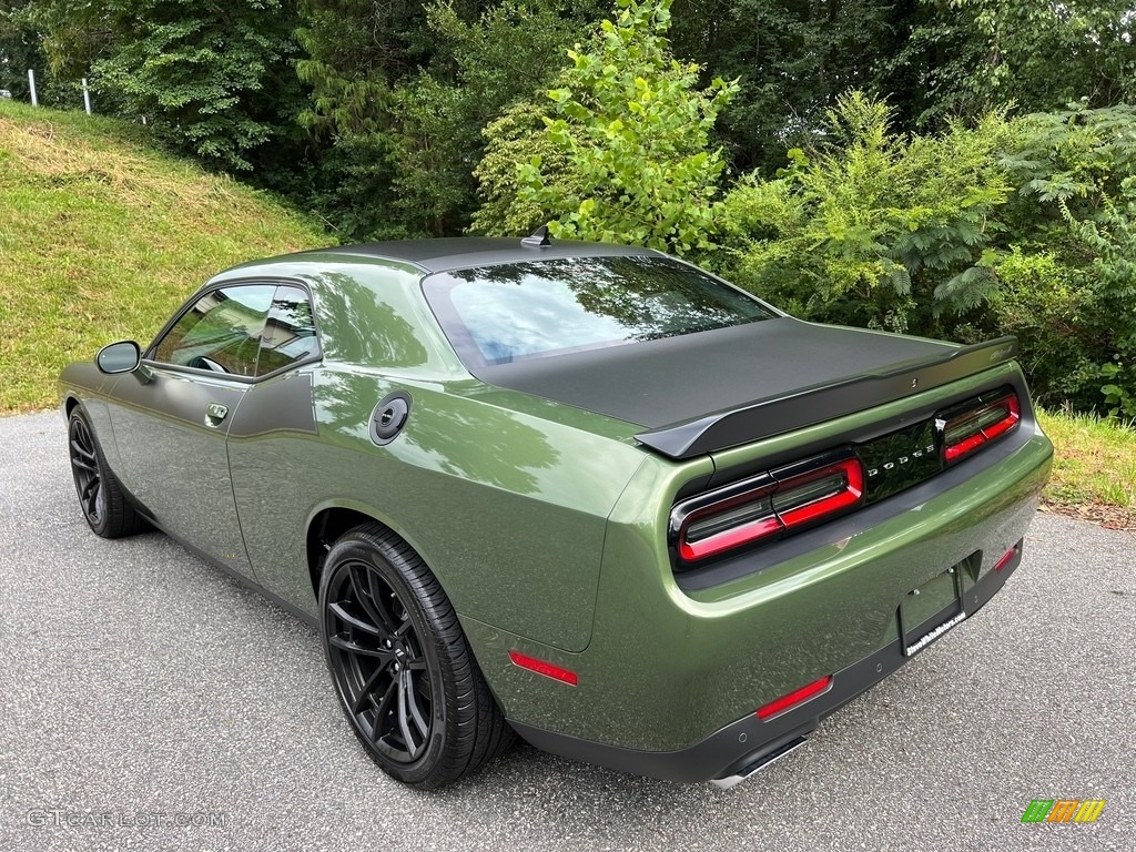 2022 Challenger T/A - F8 Green / Black photo #8