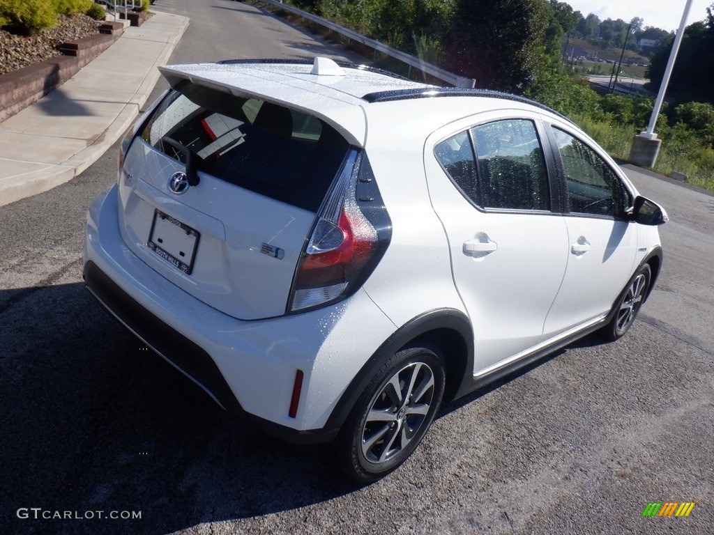 2018 Prius c One - Moonglow / Gray photo #16