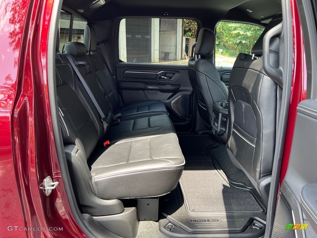 2023 1500 Limited Crew Cab 4x4 - Delmonico Red Pearl / Black photo #19