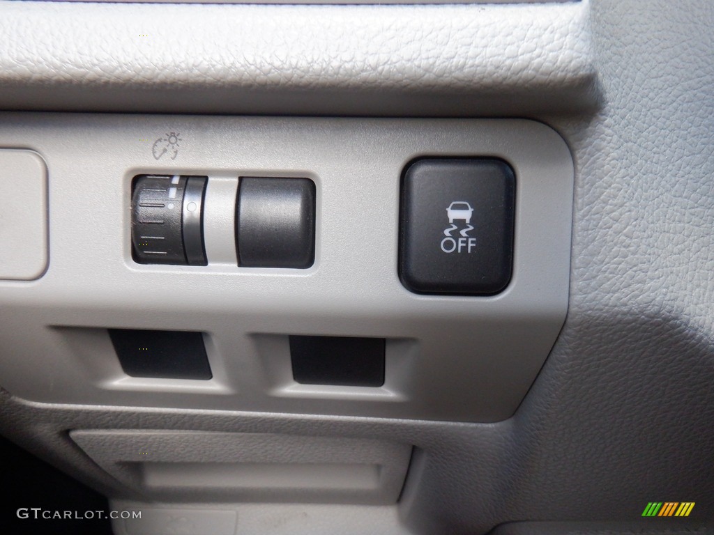 2015 Forester 2.5i Premium - Jasmine Green Metallic / Gray photo #17