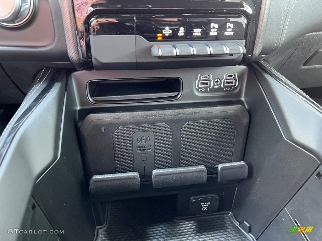 2023 1500 Limited Crew Cab 4x4 - Delmonico Red Pearl / Black photo #31