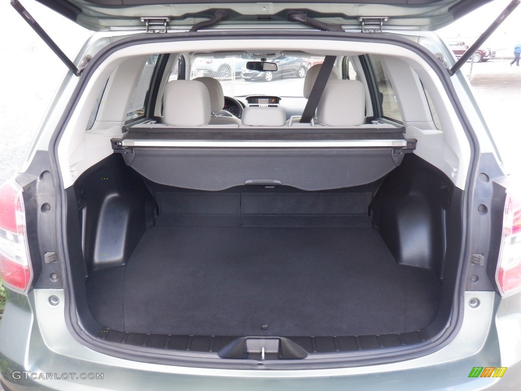 2015 Forester 2.5i Premium - Jasmine Green Metallic / Gray photo #27
