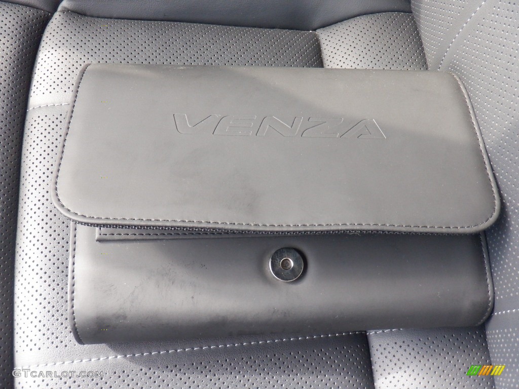 2021 Venza Hybrid XLE AWD - Coastal Gray Metallic / Black photo #34