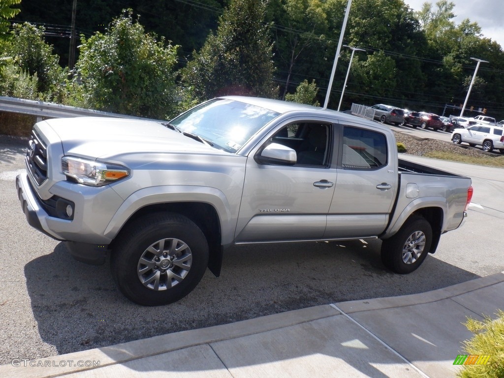 2017 Tacoma SR5 Double Cab 4x4 - Silver Sky Metallic / Cement Gray photo #14