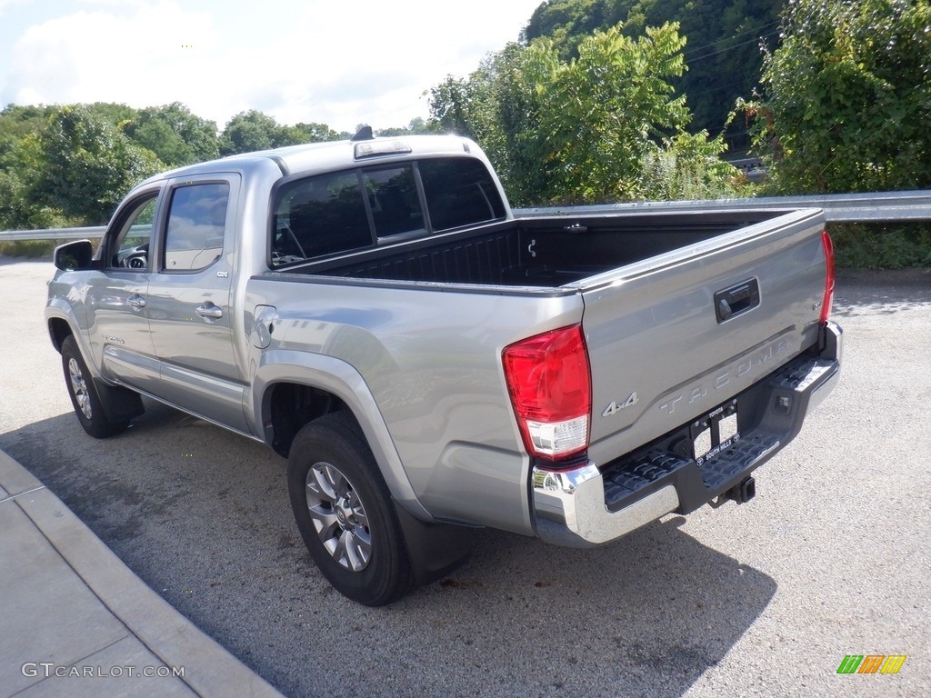 2017 Tacoma SR5 Double Cab 4x4 - Silver Sky Metallic / Cement Gray photo #15