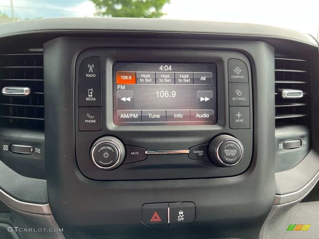2023 3500 Tradesman Crew Cab 4x4 - Diamond Black Crystal Pearl / Diesel Gray/Black photo #21
