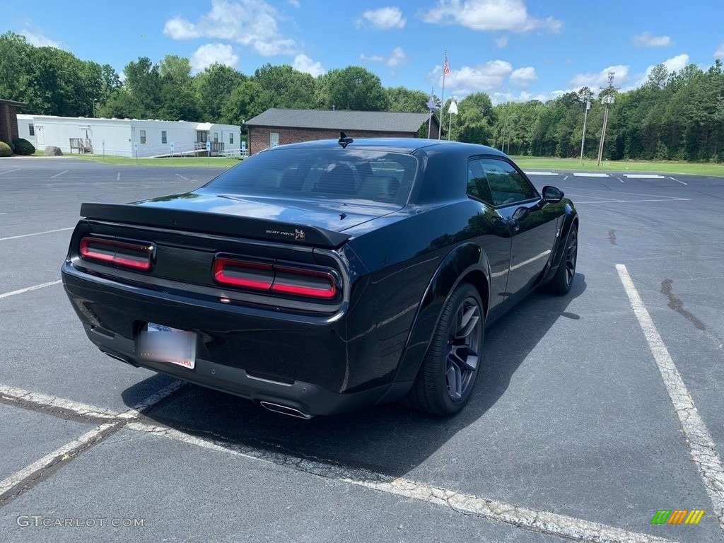 2021 Challenger R/T Scat Pack Widebody - Pitch Black / Black photo #12