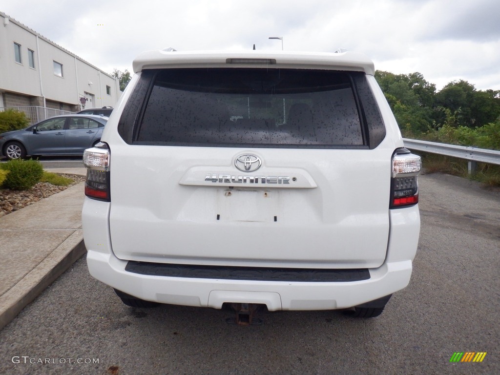 2016 4Runner SR5 4x4 - Super White / Sand Beige photo #17