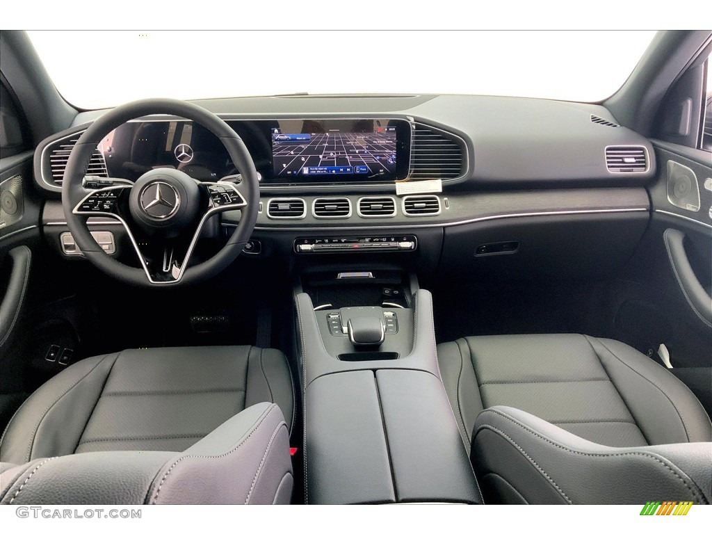 Black Interior 2024 Mercedes-Benz GLE 450e 4Matic Plug-In Hybrid Photo #146455032