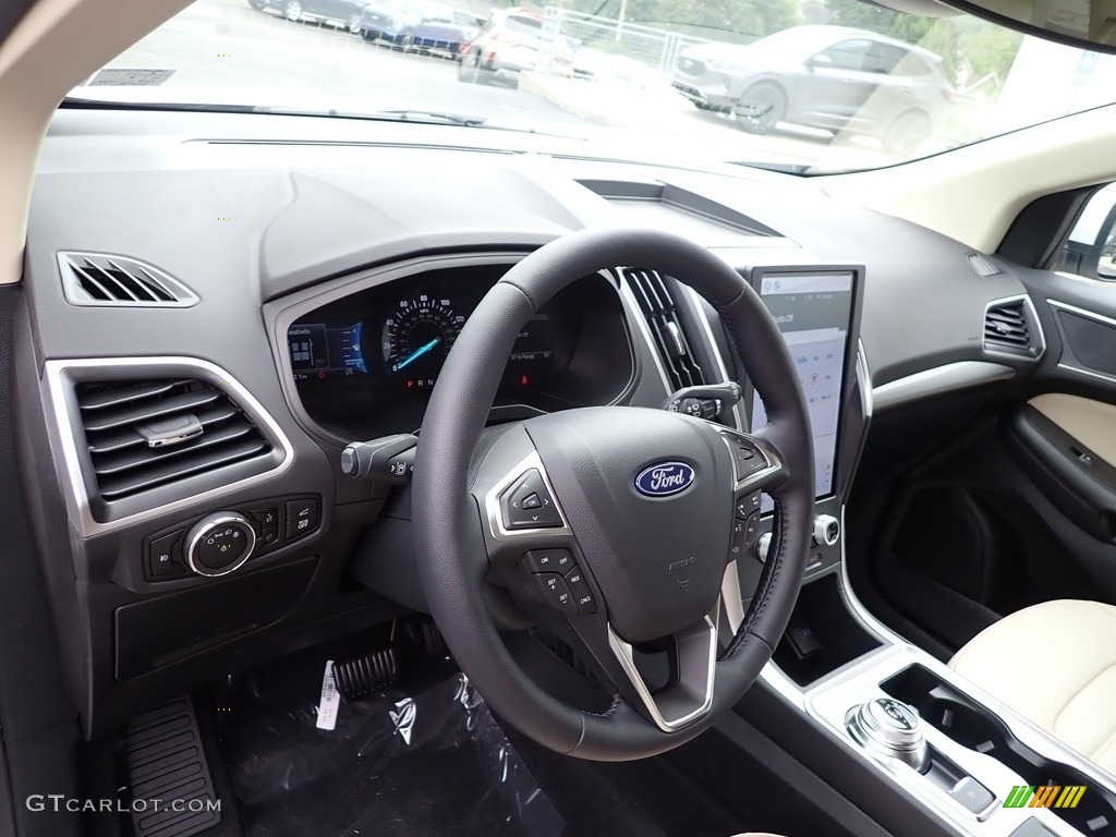 2024 Ford Edge SEL AWD Dune Steering Wheel Photo #146455682