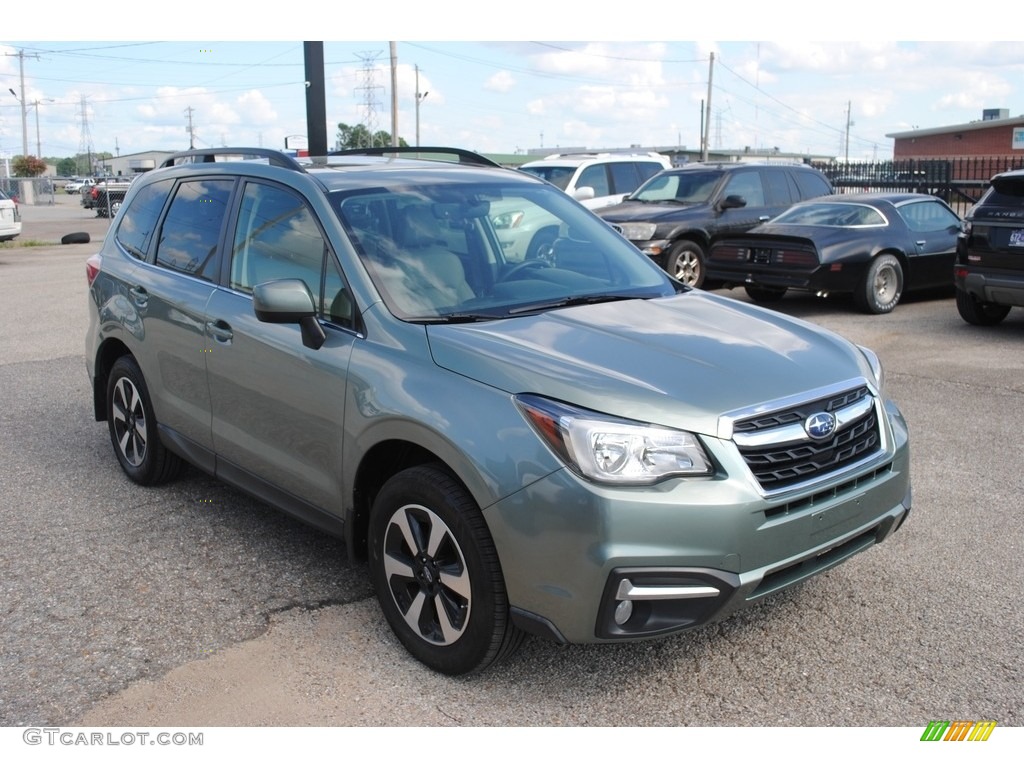 2017 Forester 2.5i Limited - Jasmine Green Metallic / Gray photo #8