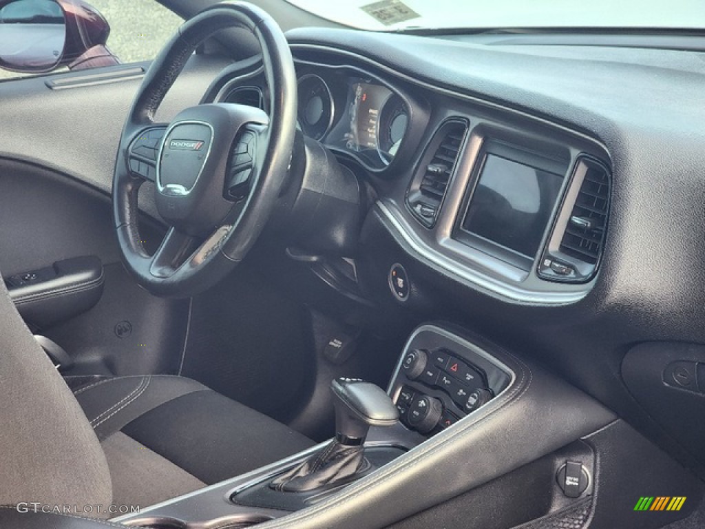 2019 Challenger SXT AWD - Octane Red Pearl / Black photo #5