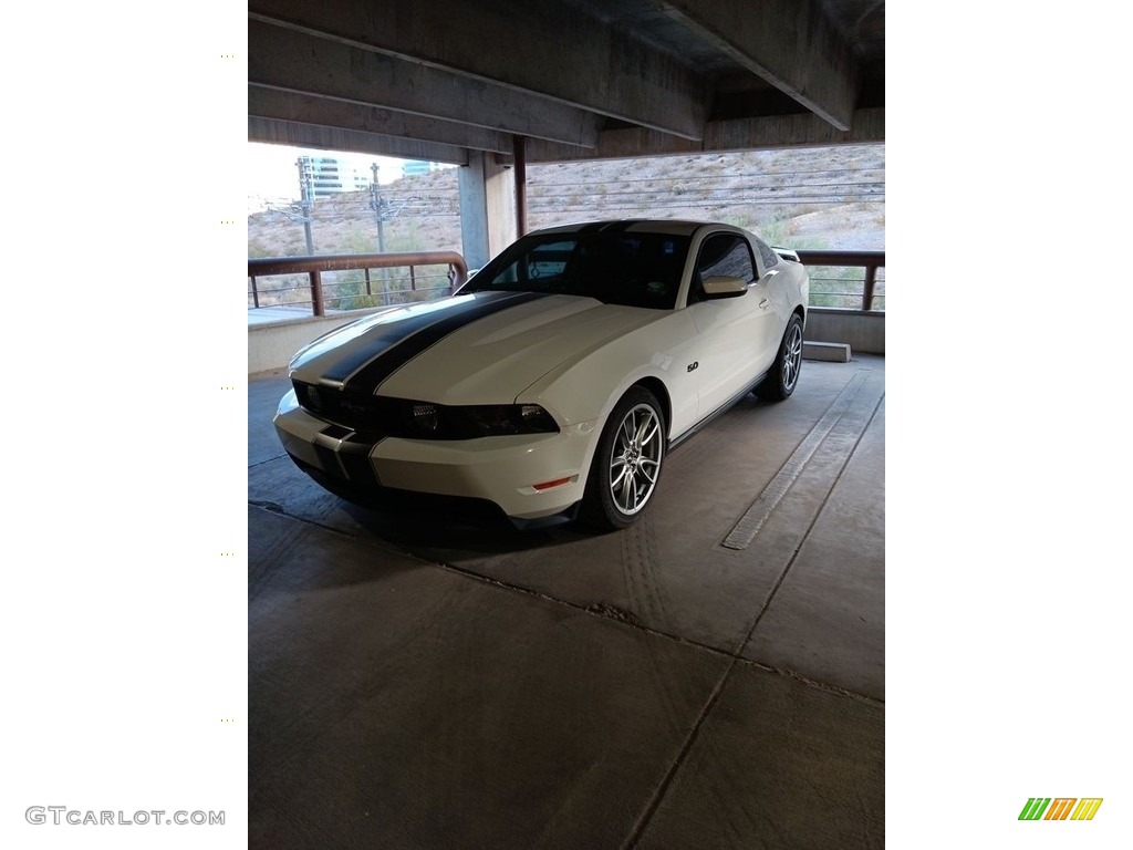2012 Mustang GT Premium Coupe - Performance White / Charcoal Black photo #11