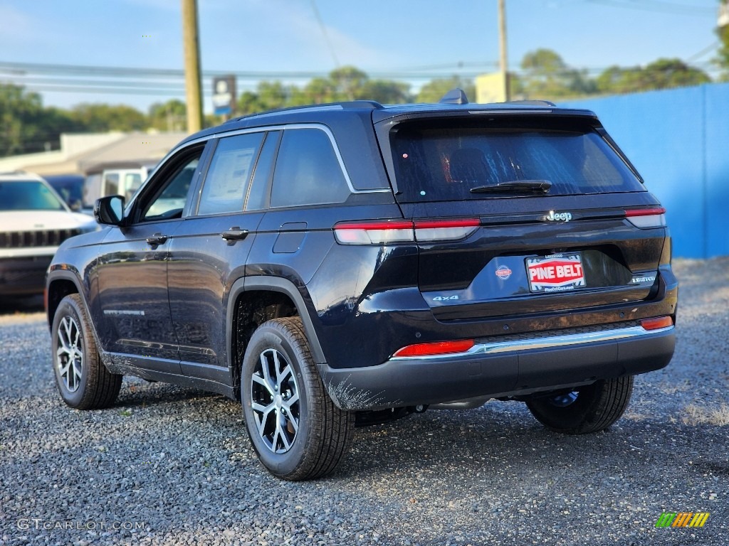 2023 Grand Cherokee Limited 4x4 - Midnight Sky / Global Black photo #4