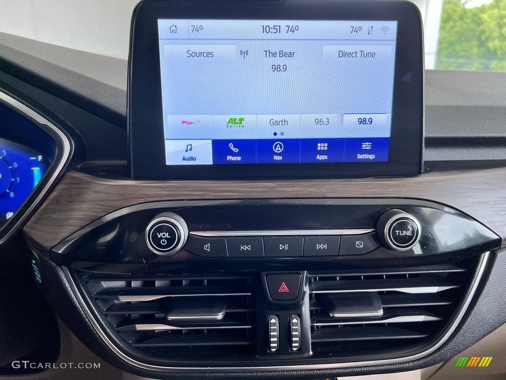 2020 Escape Titanium - Star White Metallic Tri-Coat / Sandstone photo #21