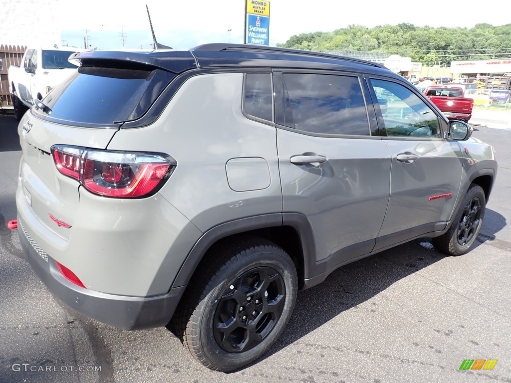 2023 Compass Trailhawk 4x4 - Sting-Gray / Black photo #6