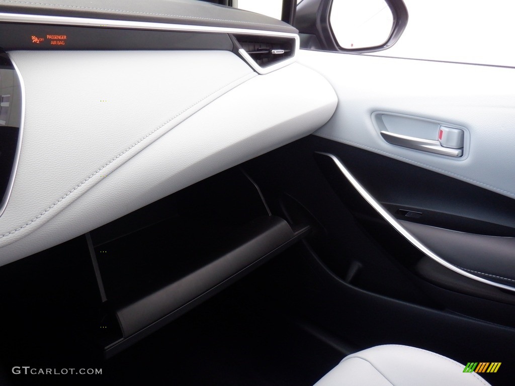 2022 Corolla Hatchback XSE - Magnetic Gray Metallic / Moonstone photo #30