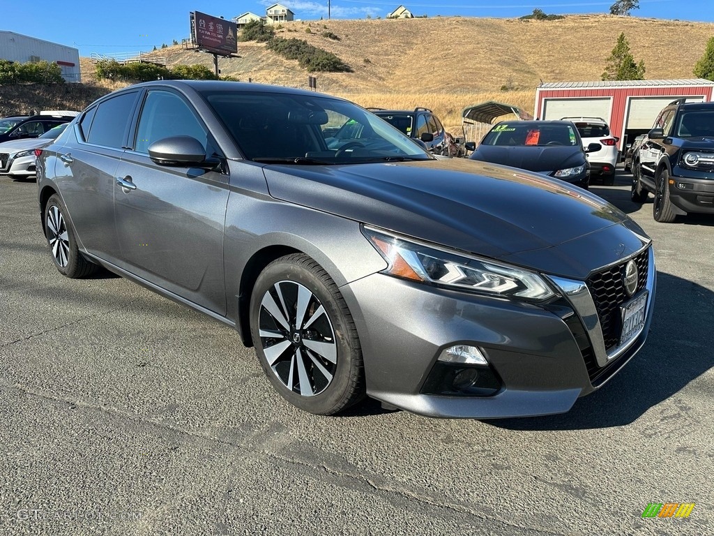 Gun Metallic 2020 Nissan Altima SV Exterior Photo #146462594