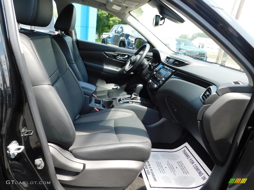 2019 Nissan Rogue Sport SL AWD Front Seat Photos