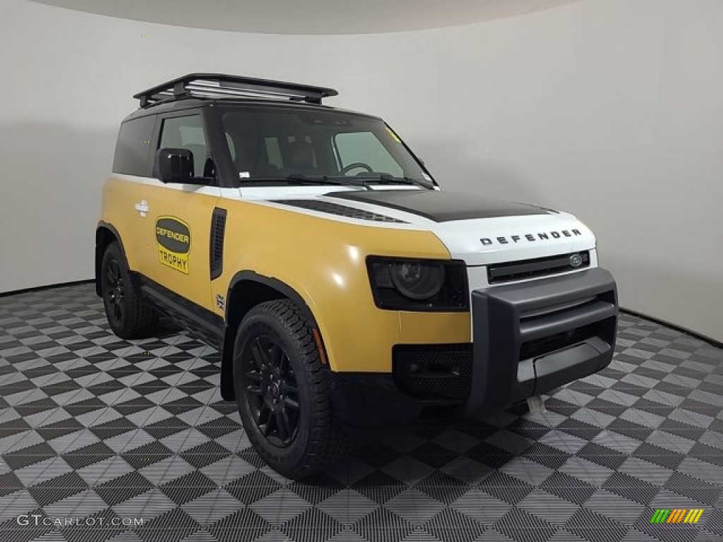 2023 Defender 90 X-Dynamic SE - Fuji White / Ebony photo #12