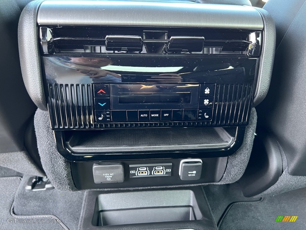 2023 Jeep Wagoneer L Carbide Controls Photo #146465590