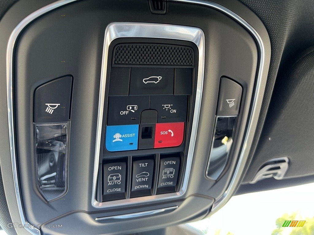 2023 Jeep Wagoneer L Carbide Controls Photos