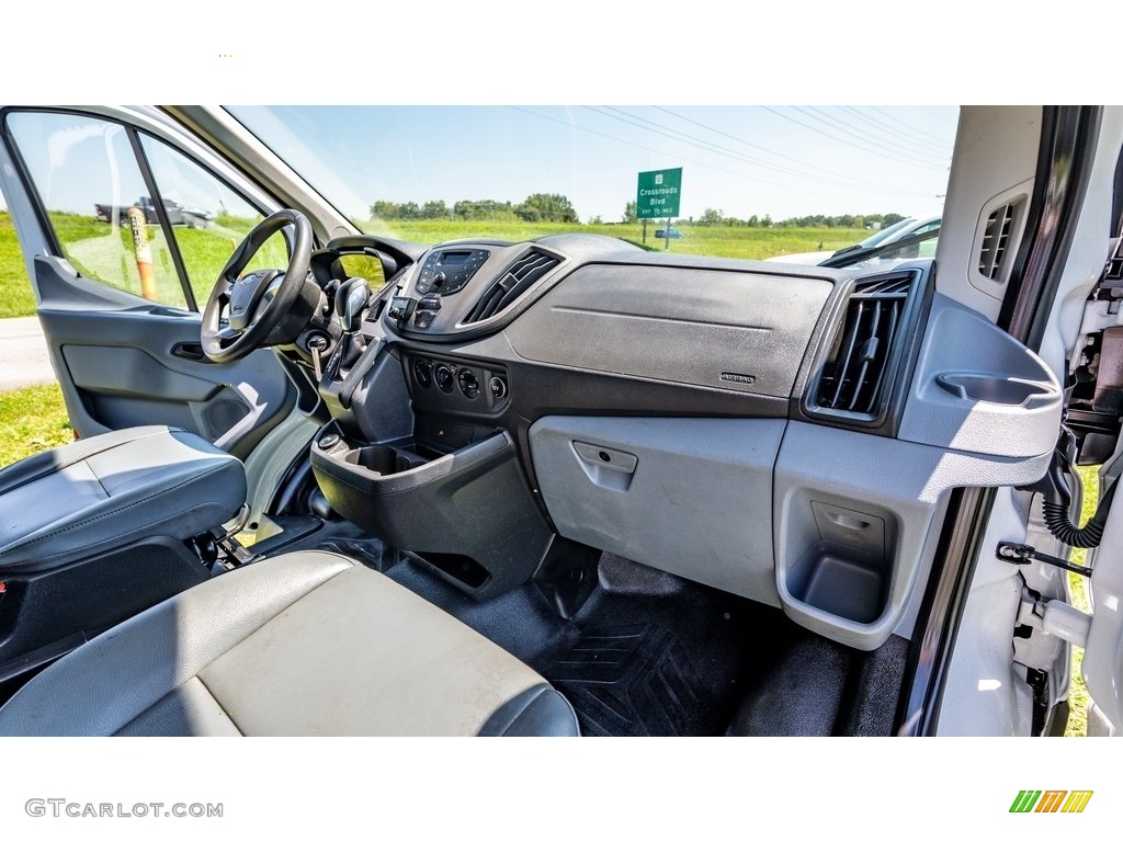 2019 Transit Van 250 LR Regular - Oxford White / Pewter photo #24