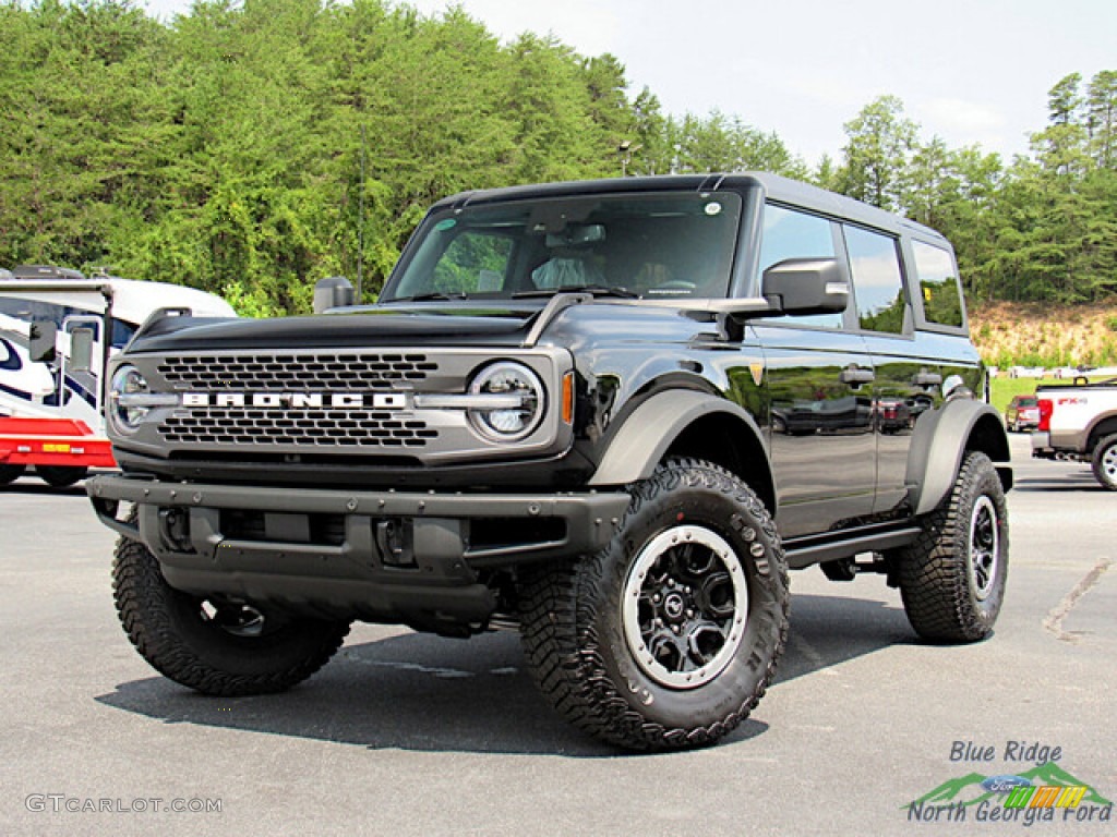 2023 Ford Bronco Badlands 4X4 4-Door Exterior Photos