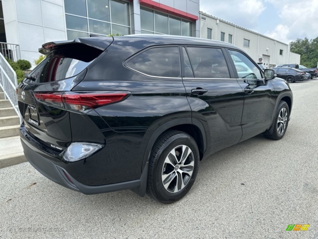 2023 Highlander XLE AWD - Midnight Black Metallic / Black photo #9