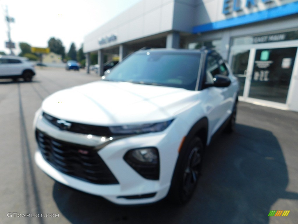 2023 TrailBlazer RS AWD - Summit White / Jet Black/Red Accent photo #2