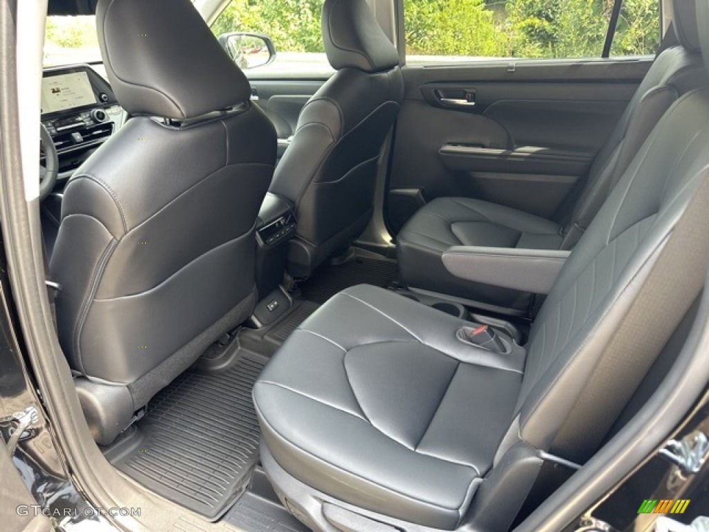 2023 Highlander XLE AWD - Midnight Black Metallic / Black photo #19