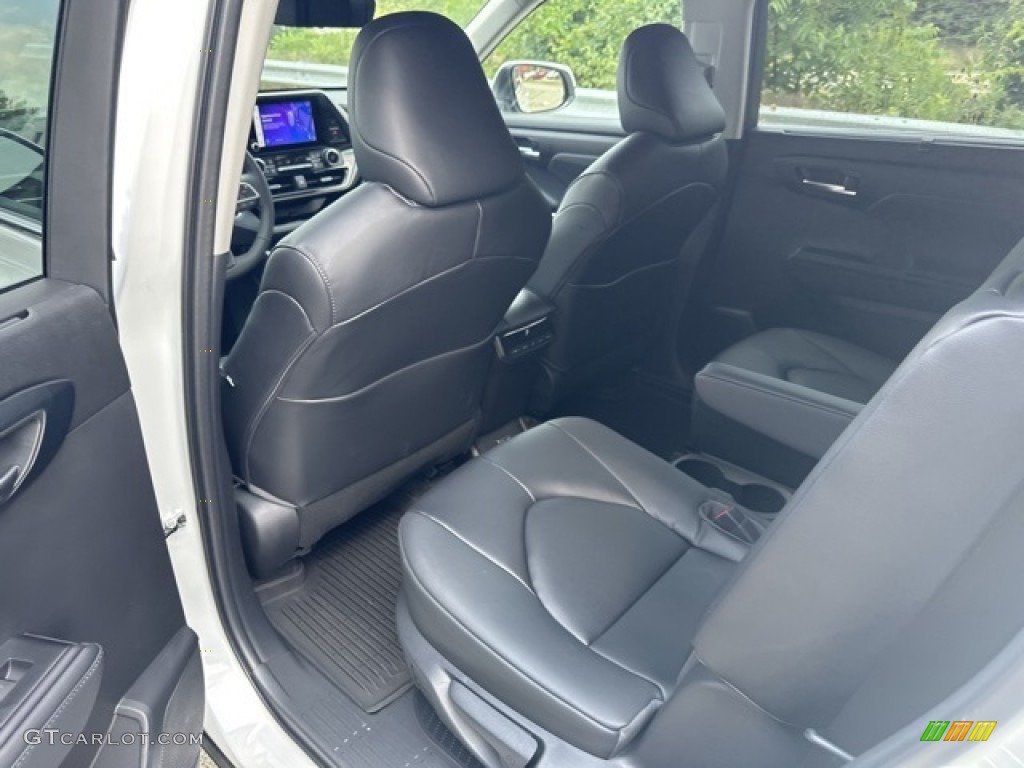 2023 Highlander Hybrid XLE - Wind Chill Pearl / Black photo #18