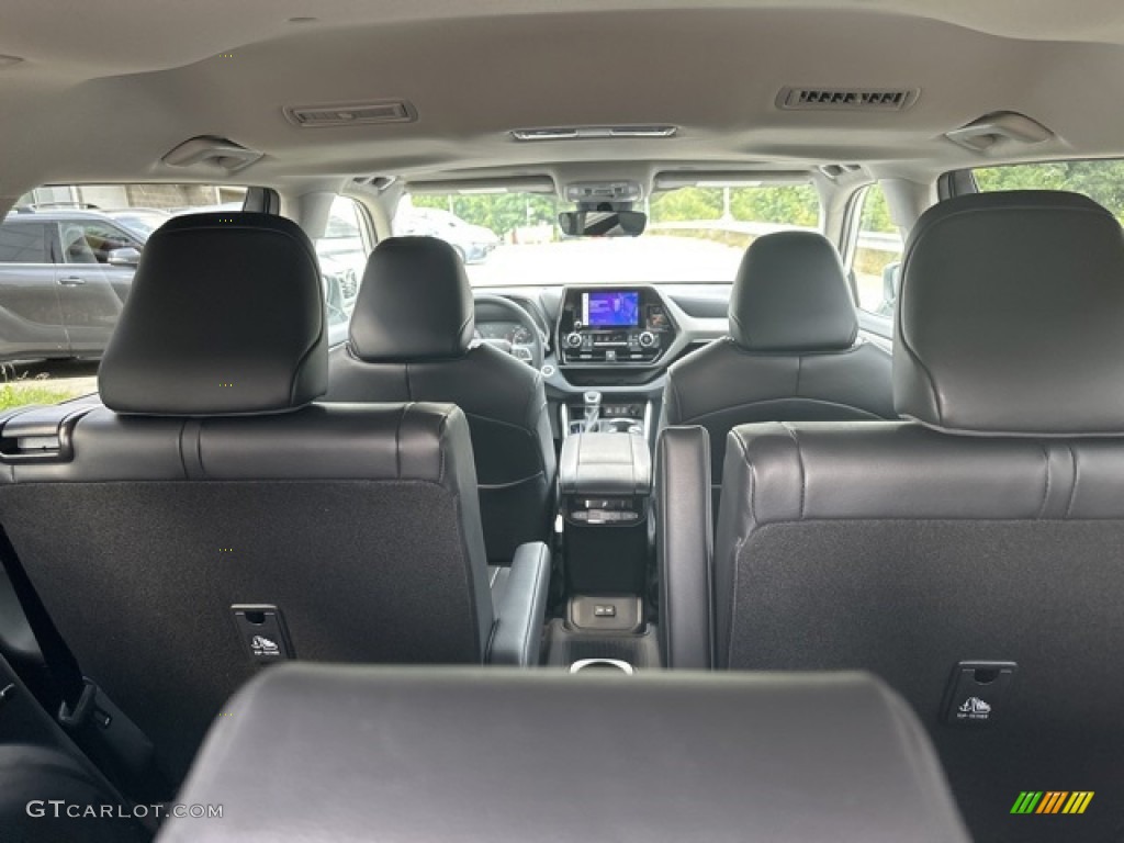 2023 Highlander Hybrid XLE - Wind Chill Pearl / Black photo #21