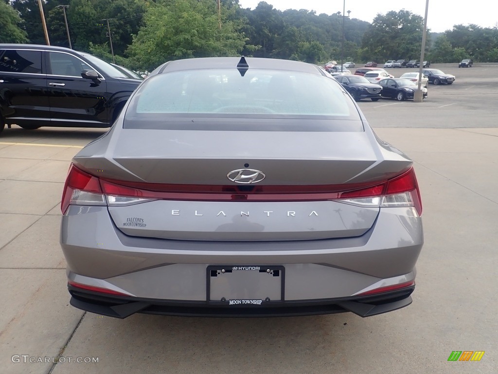 2023 Elantra SEL - Fluid Metal / Medium Gray photo #3