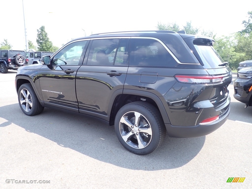 2023 Grand Cherokee 4XE - Rocky Mountain Pearl / Global Black photo #3