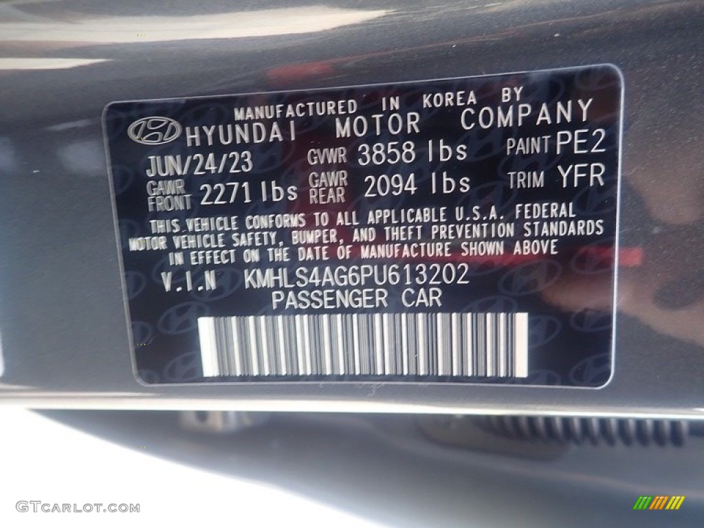 2023 Elantra SEL - Ecotronic Gray / Medium Gray photo #18