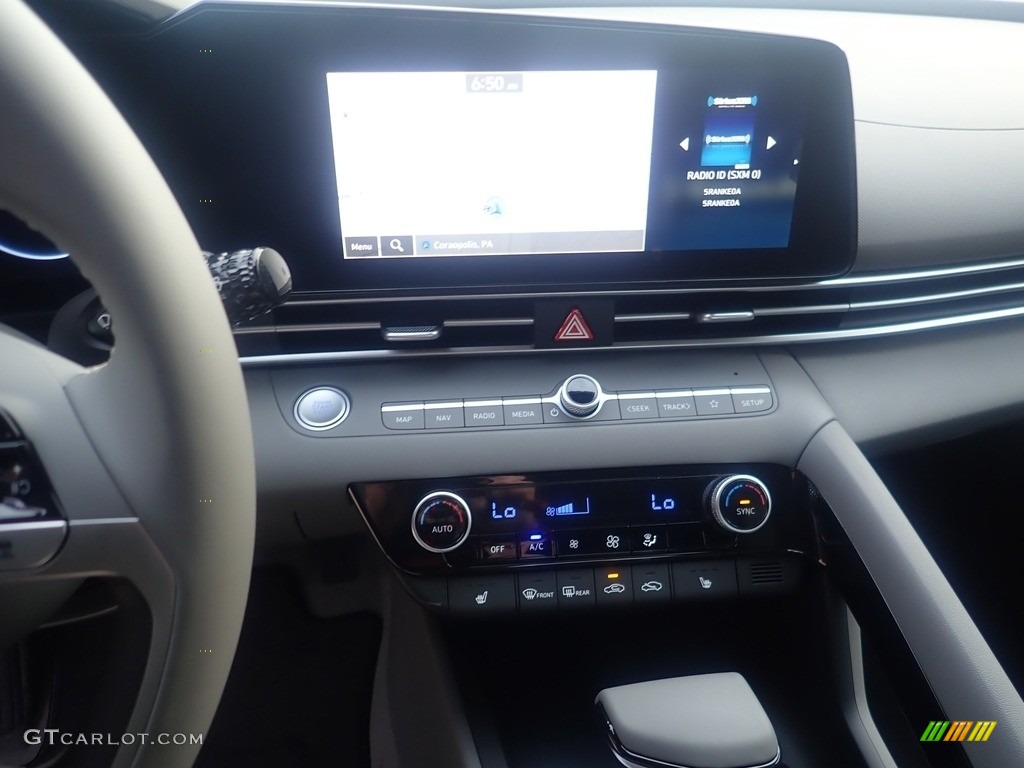 2023 Elantra SEL - Ecotronic Gray / Medium Gray photo #17