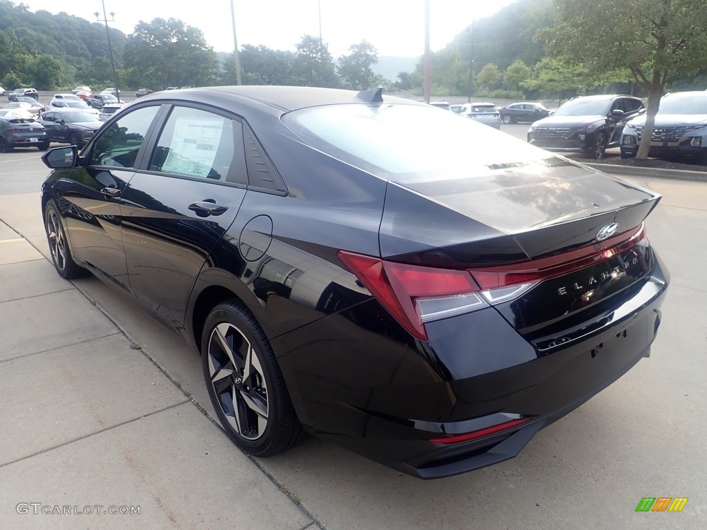 2023 Elantra SEL - Phantom Black / Black photo #5