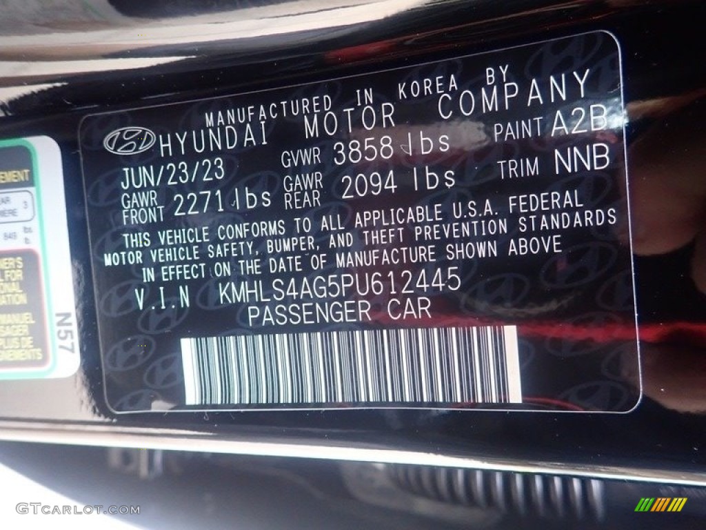 2023 Elantra SEL - Phantom Black / Black photo #18