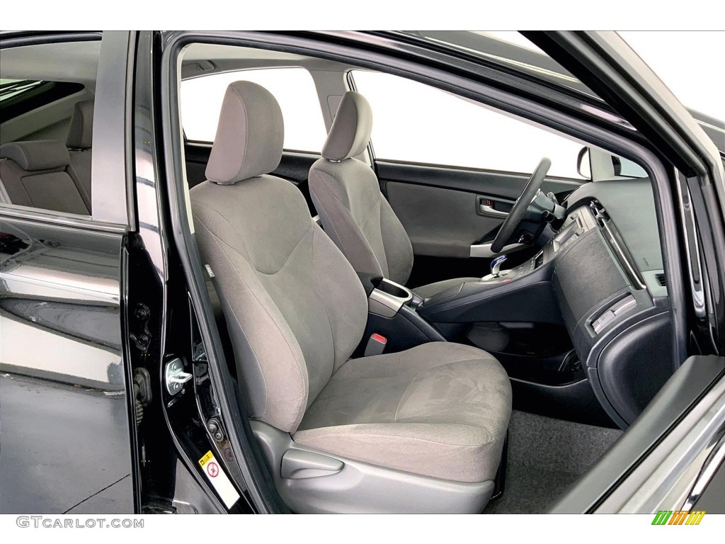 Misty Gray Interior 2015 Toyota Prius Three Hybrid Photo #146470473