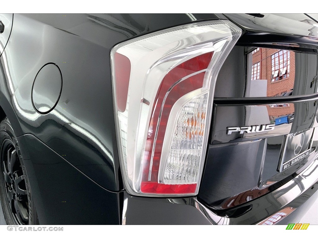 2015 Prius Three Hybrid - Black / Misty Gray photo #29