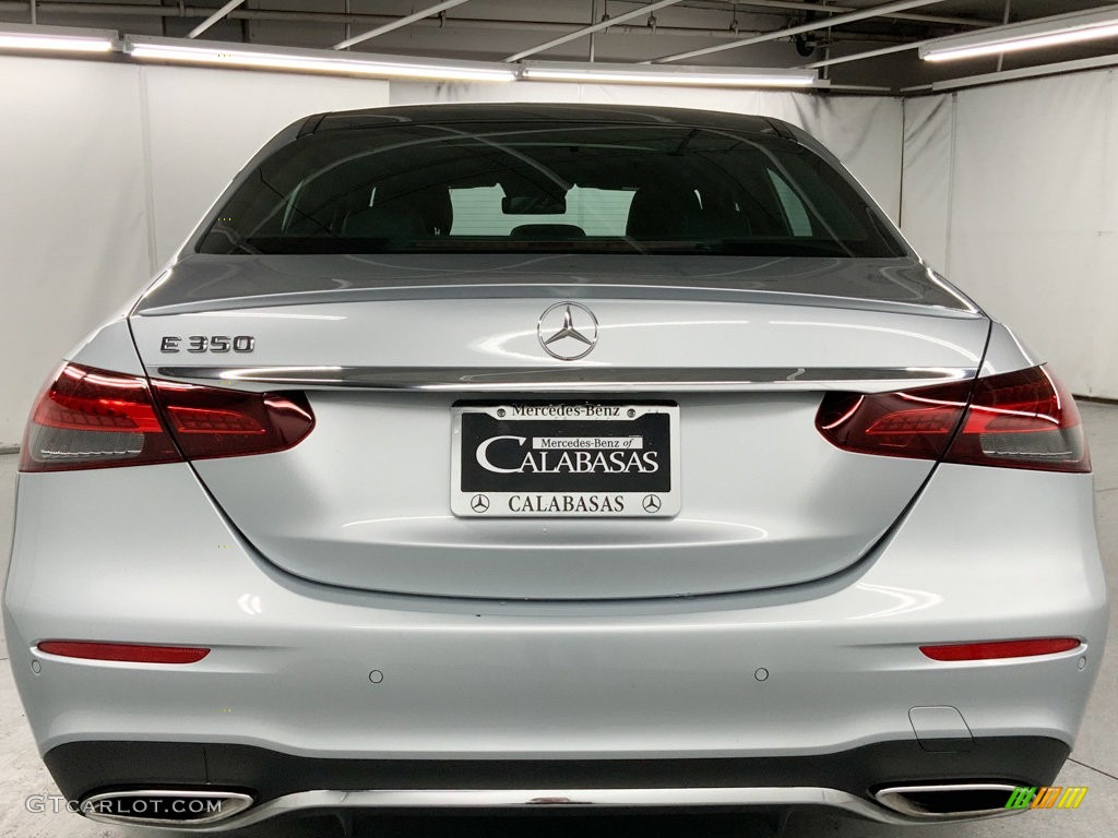 2022 E 350 Sedan - Cirrus Silver Metallic / Black photo #7