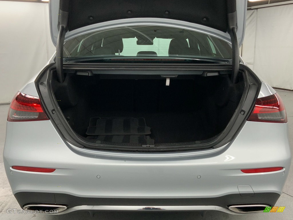 2022 E 350 Sedan - Cirrus Silver Metallic / Black photo #8